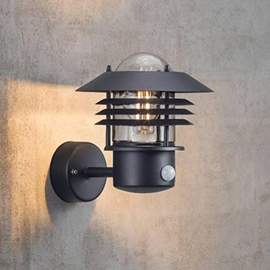 Vejers Sensor Wall Light 